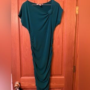 Forever 21 bright emerald ruched dress